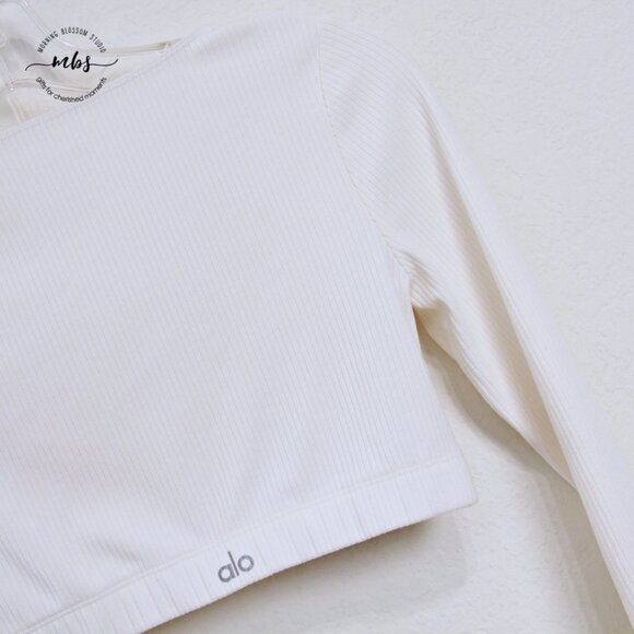 Alo Yoga Ribbed Defined Long Sleeve Bra White Women S* - Picture 5 of 7